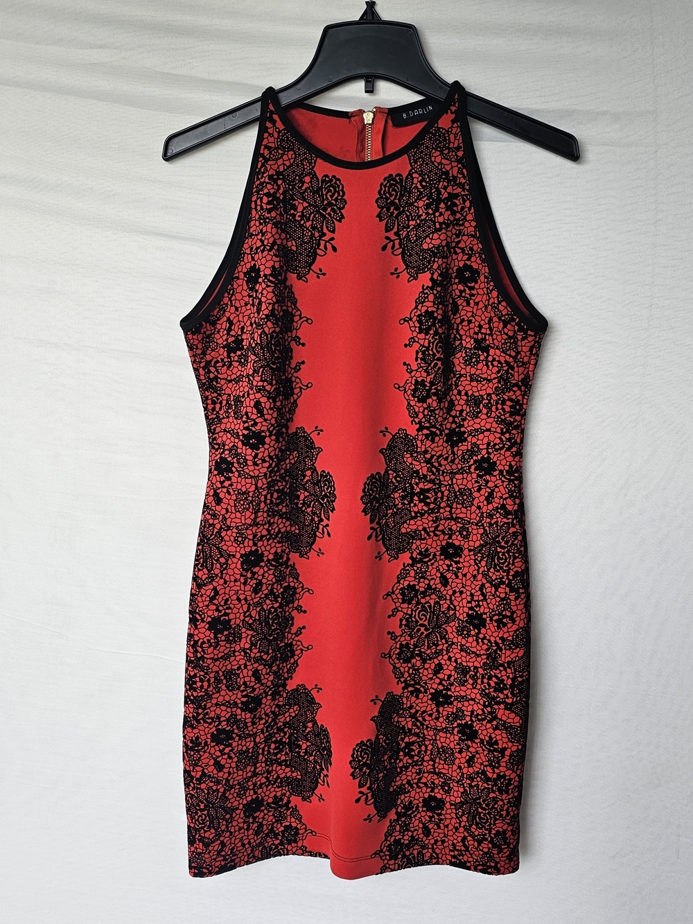 B Darlin Red & Black Lace-Print Sleeveless Sheath Dress